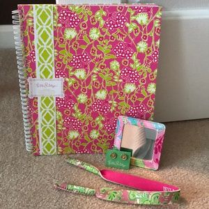 Lilly Pulitzer accessories!